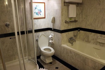 Golden Tulip Sovereign Hotel Bangkok