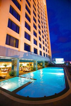 Golden Tulip Sovereign Hotel Bangkok