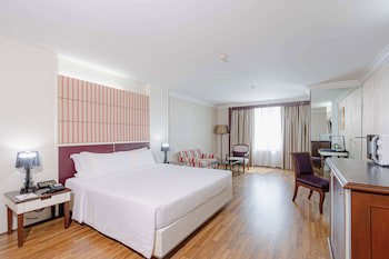 Golden Tulip Sovereign Hotel Bangkok