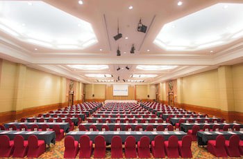 Golden Tulip Sovereign Hotel Bangkok