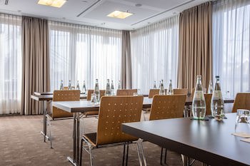 Radisson Blu Hotel, Hannover galeri fotoğrafı