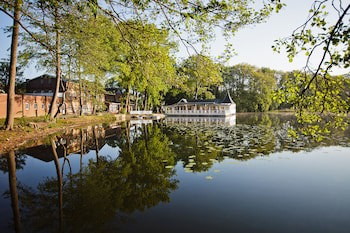 Bokel-Muhle am See