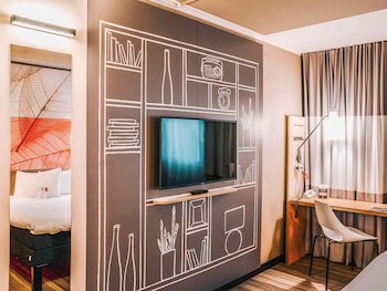ibis Frankfurt Airport galeri fotoğrafı