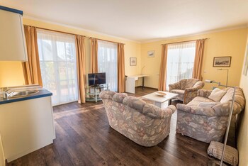 Landhotel Kastanienallee galeri fotoğrafı