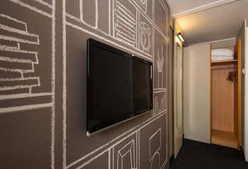 Ibis Plymouth