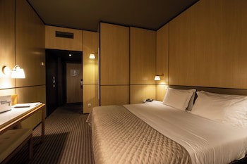 Axis Vermar Conference & Beach Hotel