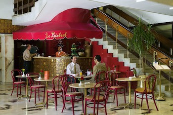 Aracan Eatabe Luxor Hotel