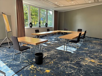 voco Dusseldorf Seestern by IHG galeri fotoğrafı
