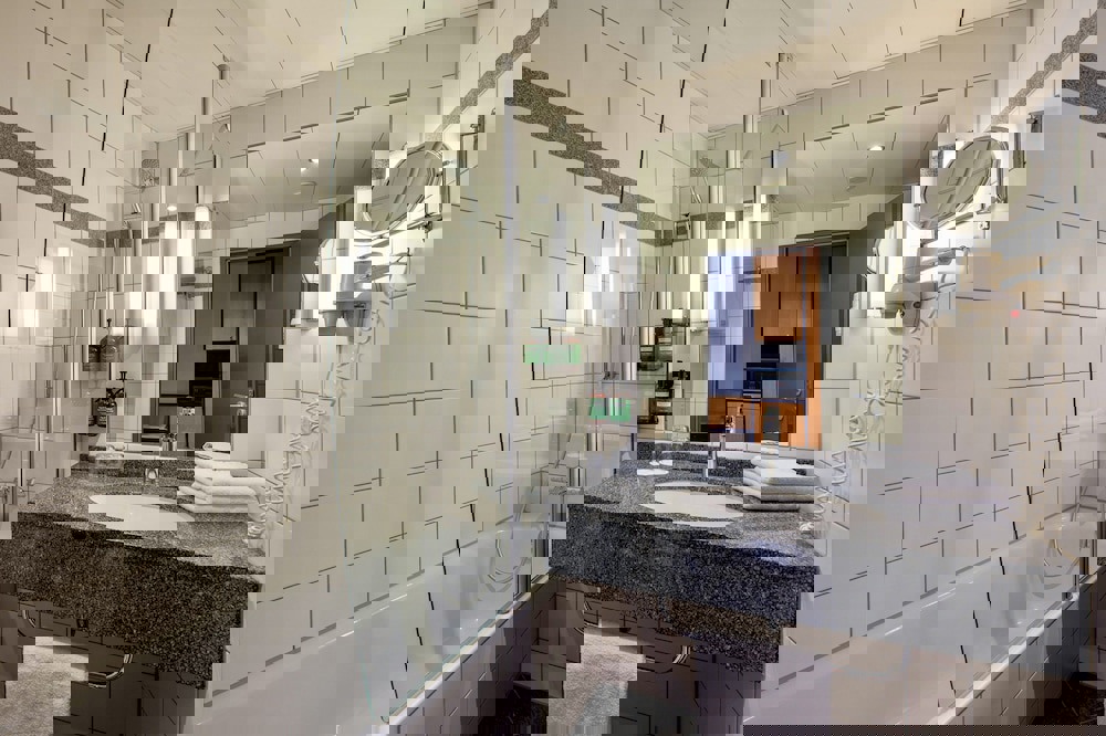 voco Dusseldorf Seestern by IHG