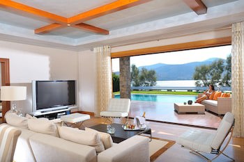 Grand Resort Lagonissi galeri fotoğrafı