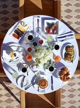 Grand Resort Lagonissi fotoğrafı