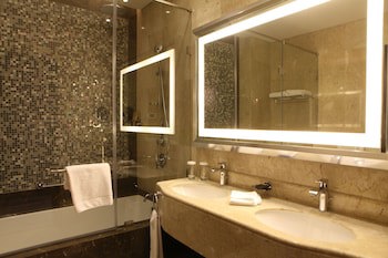 Sofitel Beirut Le Gabriel