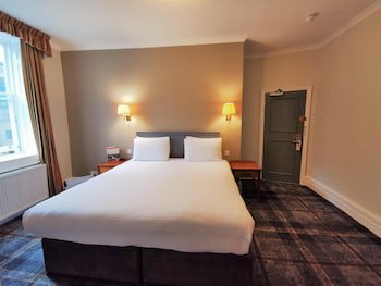 Arnos Manor Hotel