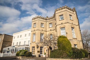 Arnos Manor Hotel