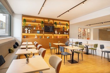 Hotel Santiago Plaza Affiliated By Melia