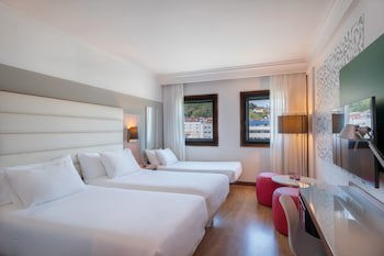 Hotel Santiago Plaza Affiliated By Melia