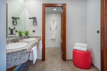 Hotel Santiago Plaza Affiliated By Melia