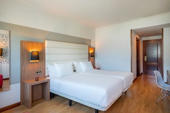 Hotel Santiago Plaza Affiliated By Melia