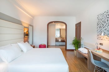 Hotel Santiago Plaza Affiliated By Melia