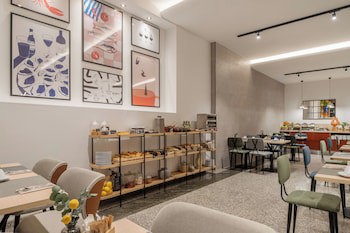 Hotel Santiago Plaza Affiliated By Melia