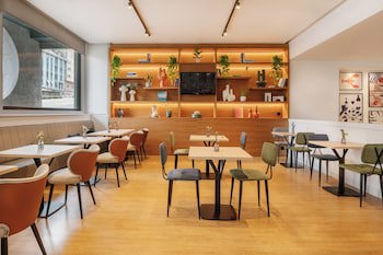 Hotel Santiago Plaza Affiliated By Melia