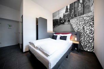SMARTY Cologne Dom Hotel - Boardinghouse galeri fotoğrafı