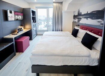 SMARTY Cologne Dom Hotel - Boardinghouse galeri fotoğrafı