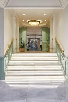 Melia White House Hotel