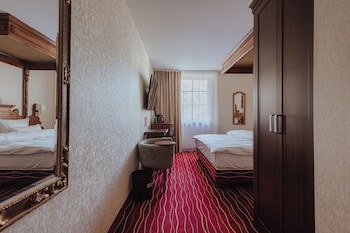KINGs HOTEL First fotoğrafı