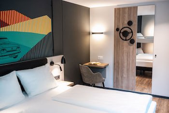 ibis Styles Neckarsulm galeri fotoğrafı