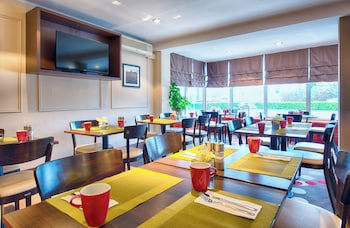 Leonardo Inn Hotel Hamburg Airport galeri fotoğrafı