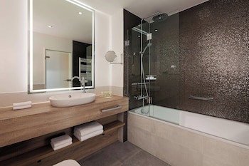 Courtyard by Marriott Hamburg Airport galeri fotoğrafı