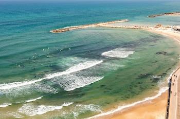 Carlton Tel Aviv Hotel