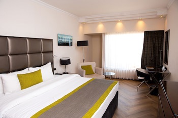 Carlton Tel Aviv Hotel