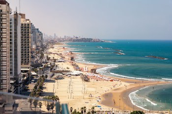 Carlton Tel Aviv Hotel