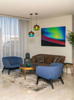 Carlton Tel Aviv Hotel