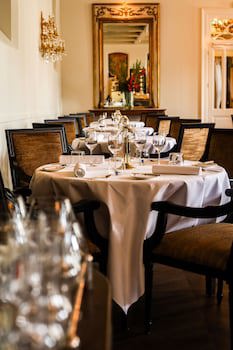 Grand Hotel Karel V