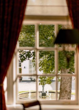 Grand Hotel Karel V