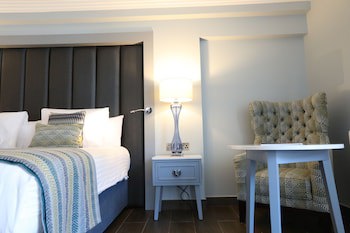 The Eliott Hotel