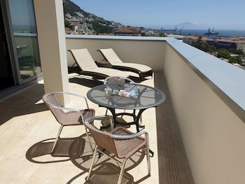 The Eliott Hotel