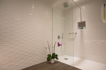 The Eliott Hotel