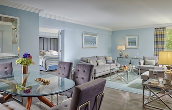 The Eliott Hotel