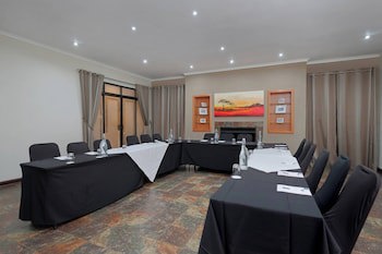 Protea Hotel By Marriott Polokwane Landmark