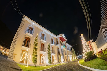 Sangay Spa Hotel