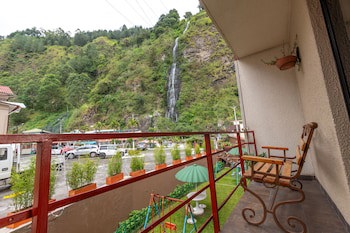 Sangay Spa Hotel