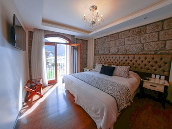 Sangay Spa Hotel