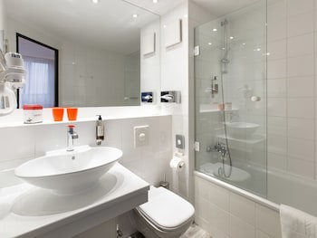 DORMERO Hotel Hannover – Langenhagen Airport galeri fotoğrafı