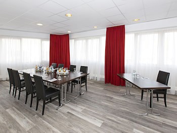 DORMERO Hotel Hannover – Langenhagen Airport galeri fotoğrafı