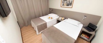Alta Reggia Plaza Hotel