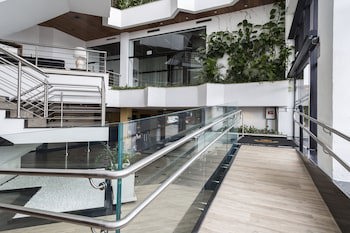 Cambirela Hotel